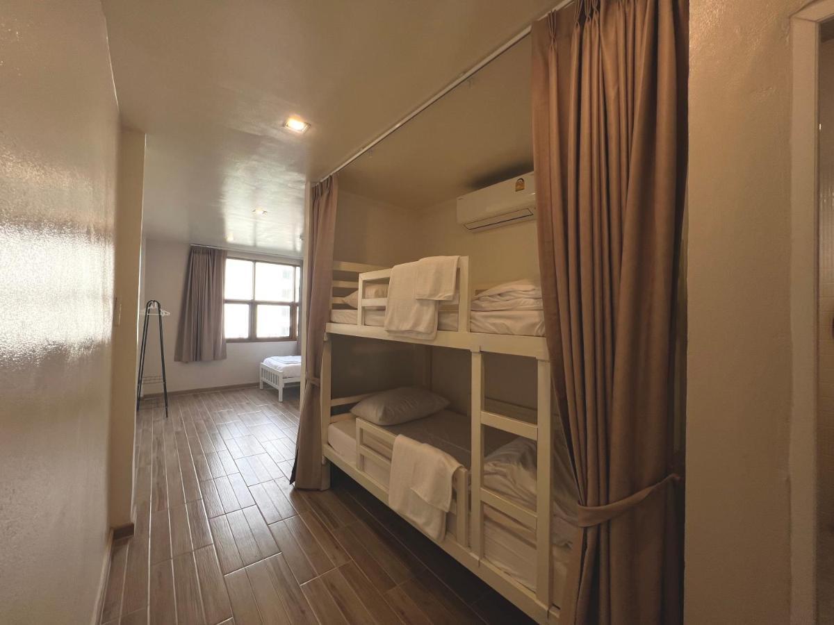 Krung Tone Hostel 曼谷 外观 照片