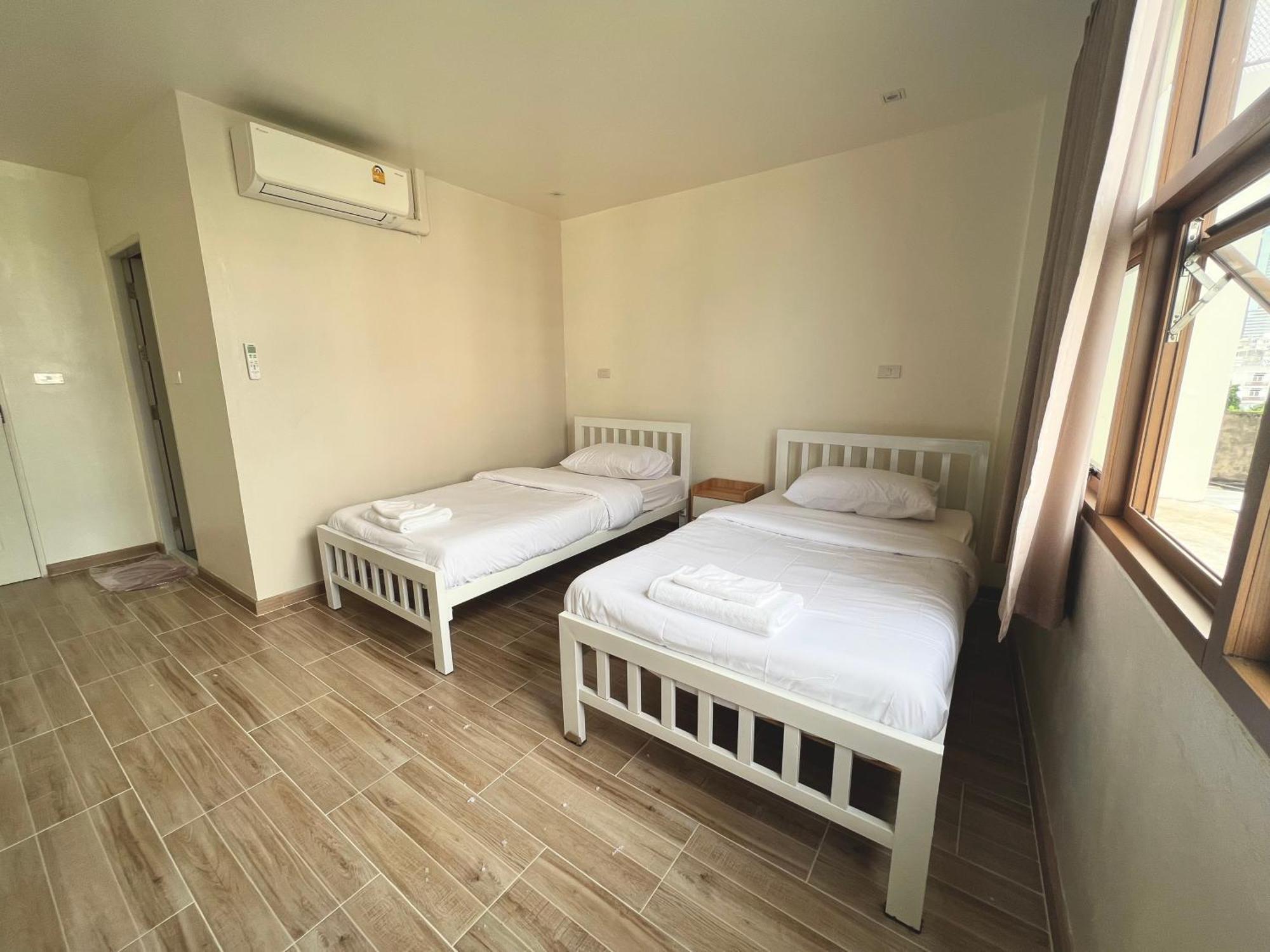 Krung Tone Hostel 曼谷 外观 照片