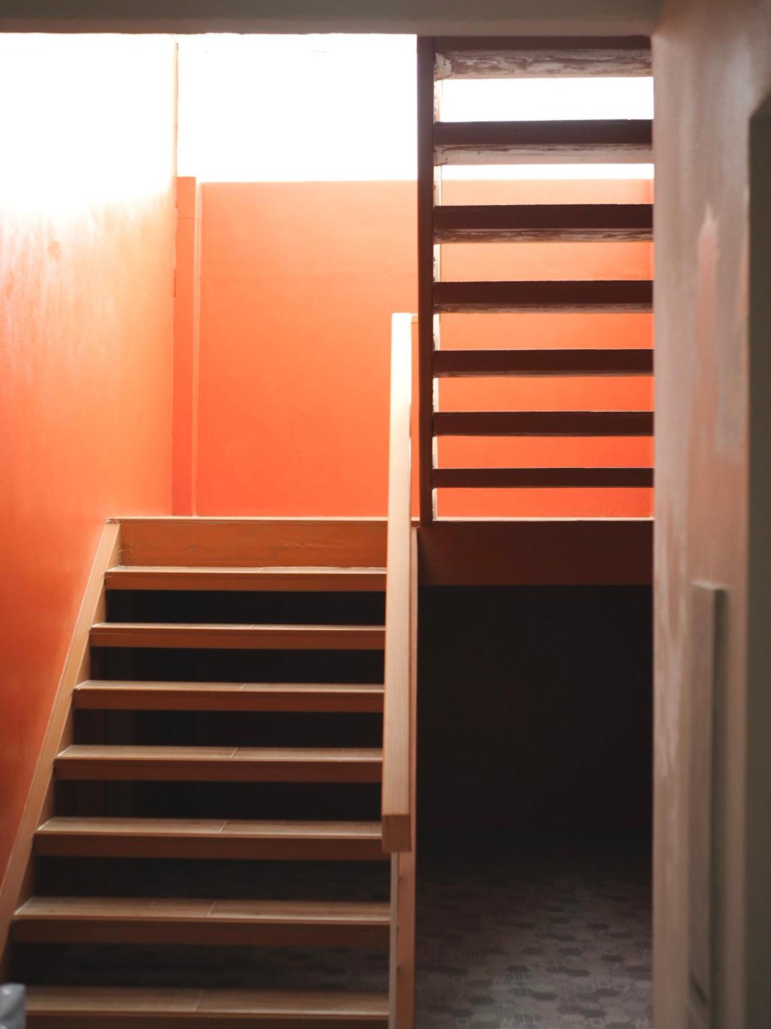 Krung Tone Hostel 曼谷 外观 照片