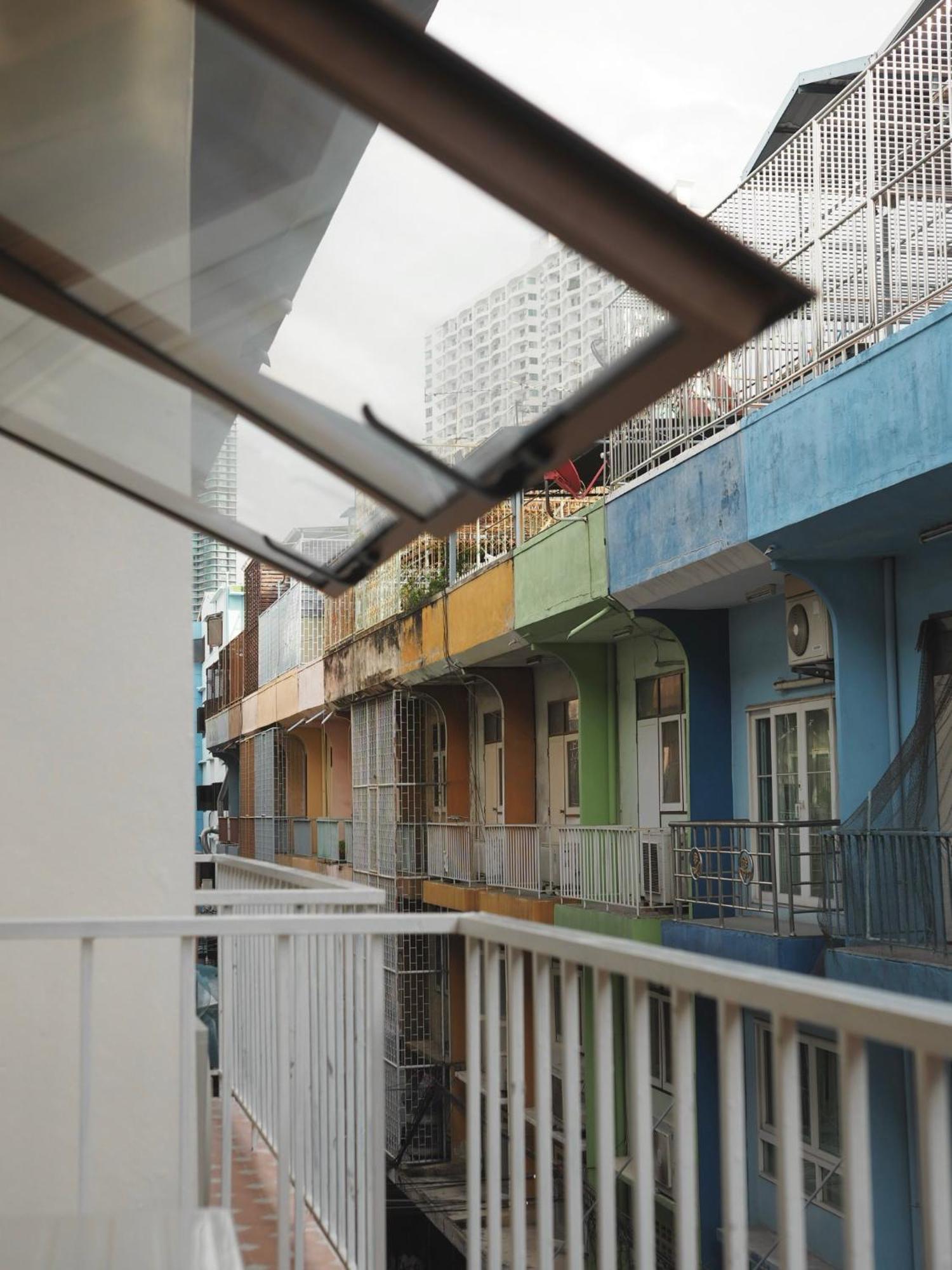 Krung Tone Hostel 曼谷 外观 照片